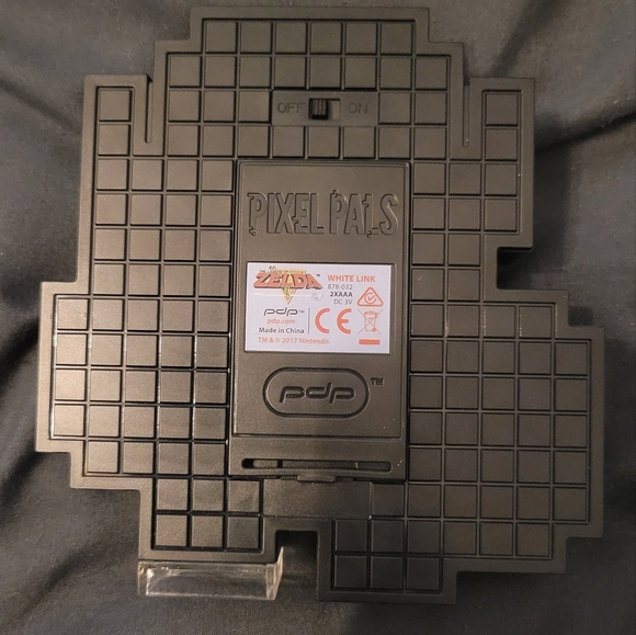 GUC Pixel Pals Zelda Light - Picture 4 of 4